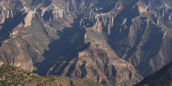 scenic-view-of-the-copper-canyon-in-mexico-with-ru-2026-03-18-16-13-25-utc scenic-view-of-the-copper-canyon-in-mexico-with-ru-2026-03-18-16-13-25-utc